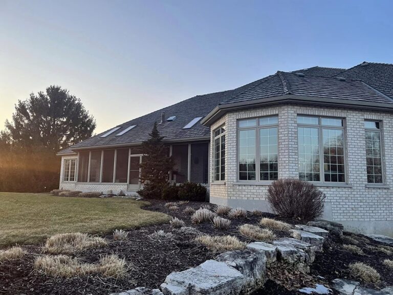 Houston Gutters cleaning on bungalow